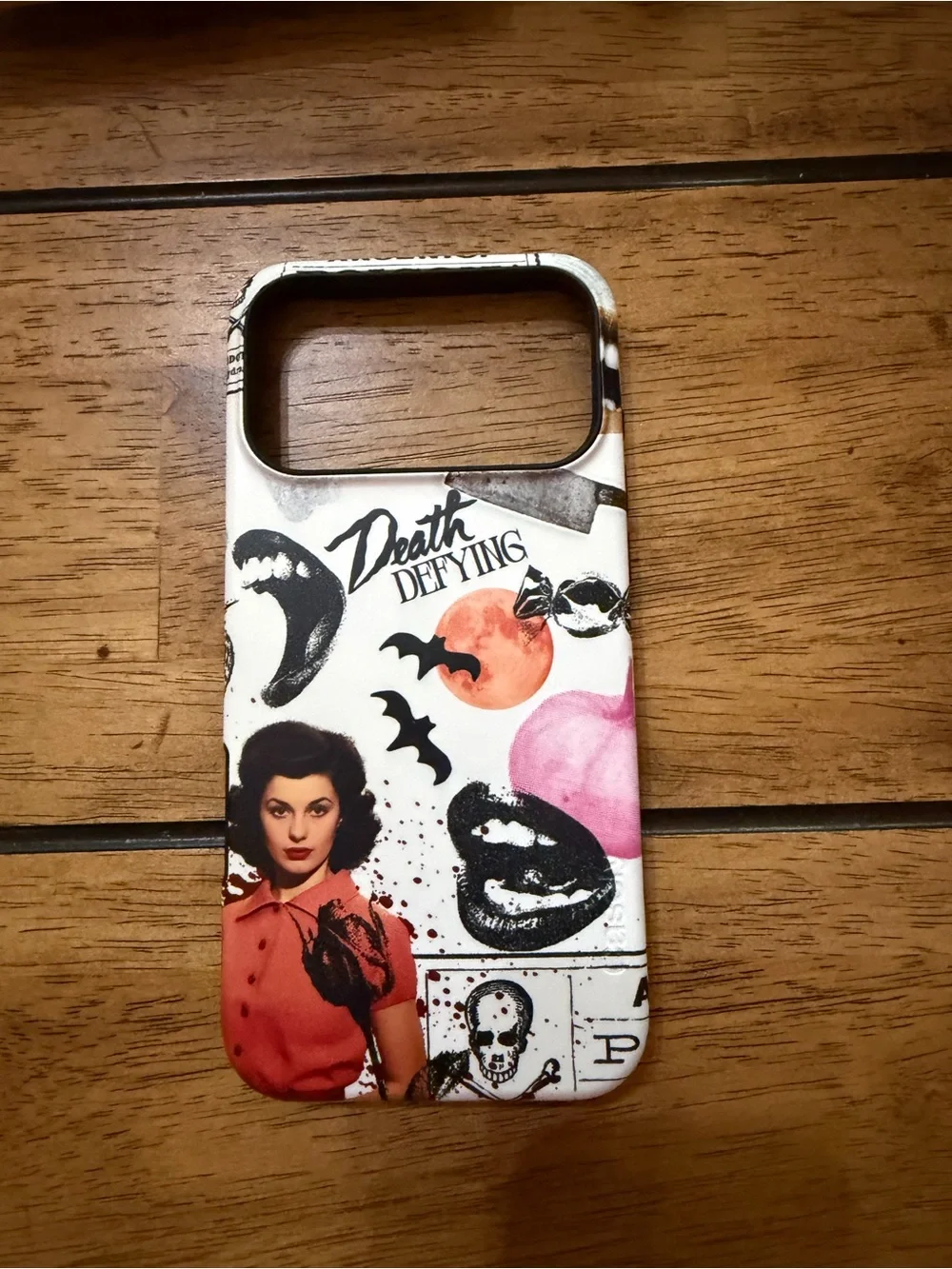 MagSafe IPhone 17 pro max Case with Retro Femme & Graphic Design
